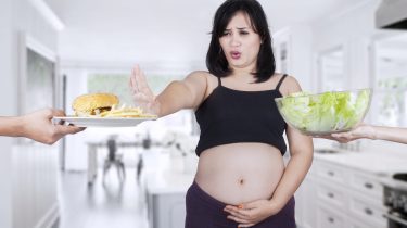 Wat mag je wel en niet eten als je zwanger bent