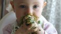 baby eet spinazie